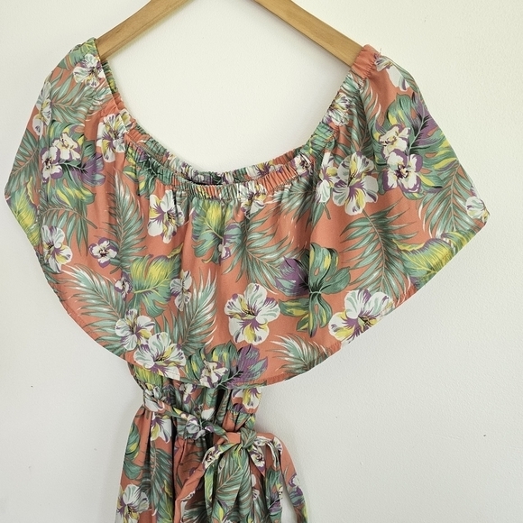 Lulu's "Raquell" Off Shoulder Tropical Jumpsuit - Picture 3 of 7